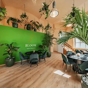 Hostel Bloom By Home1 Wiedeń