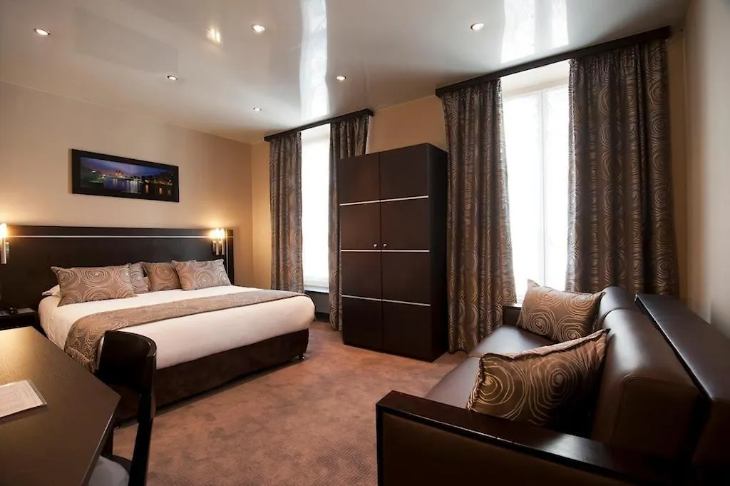 Hotel Choiseul Opera Paris 3*,  France